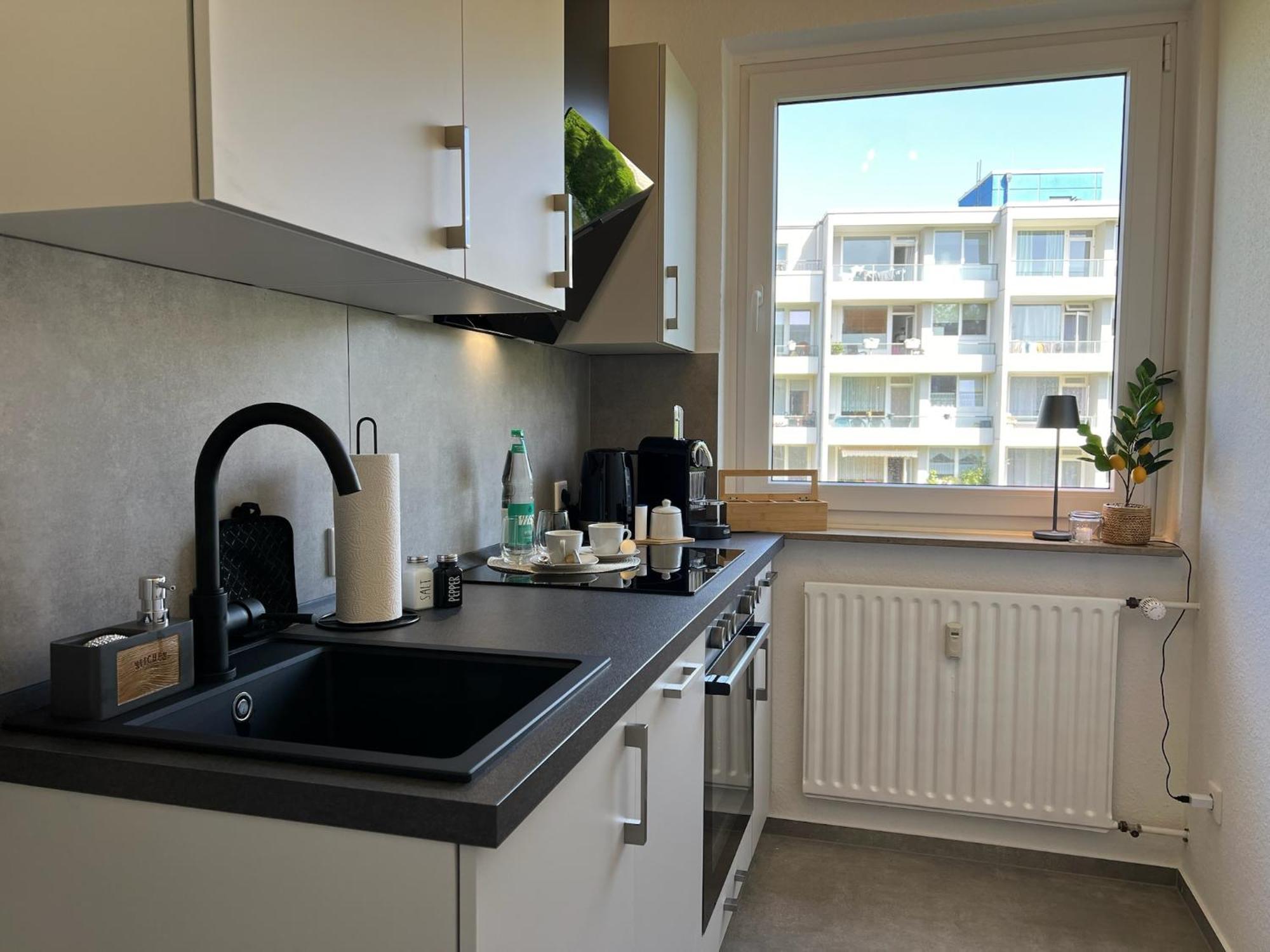 W&D Living - Fewo Kleines Italien Mit Parkplatz Und Balkon Celle Zewnętrze zdjęcie